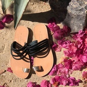 CLIO Black & Gold Green Gladiator Sandal Leather